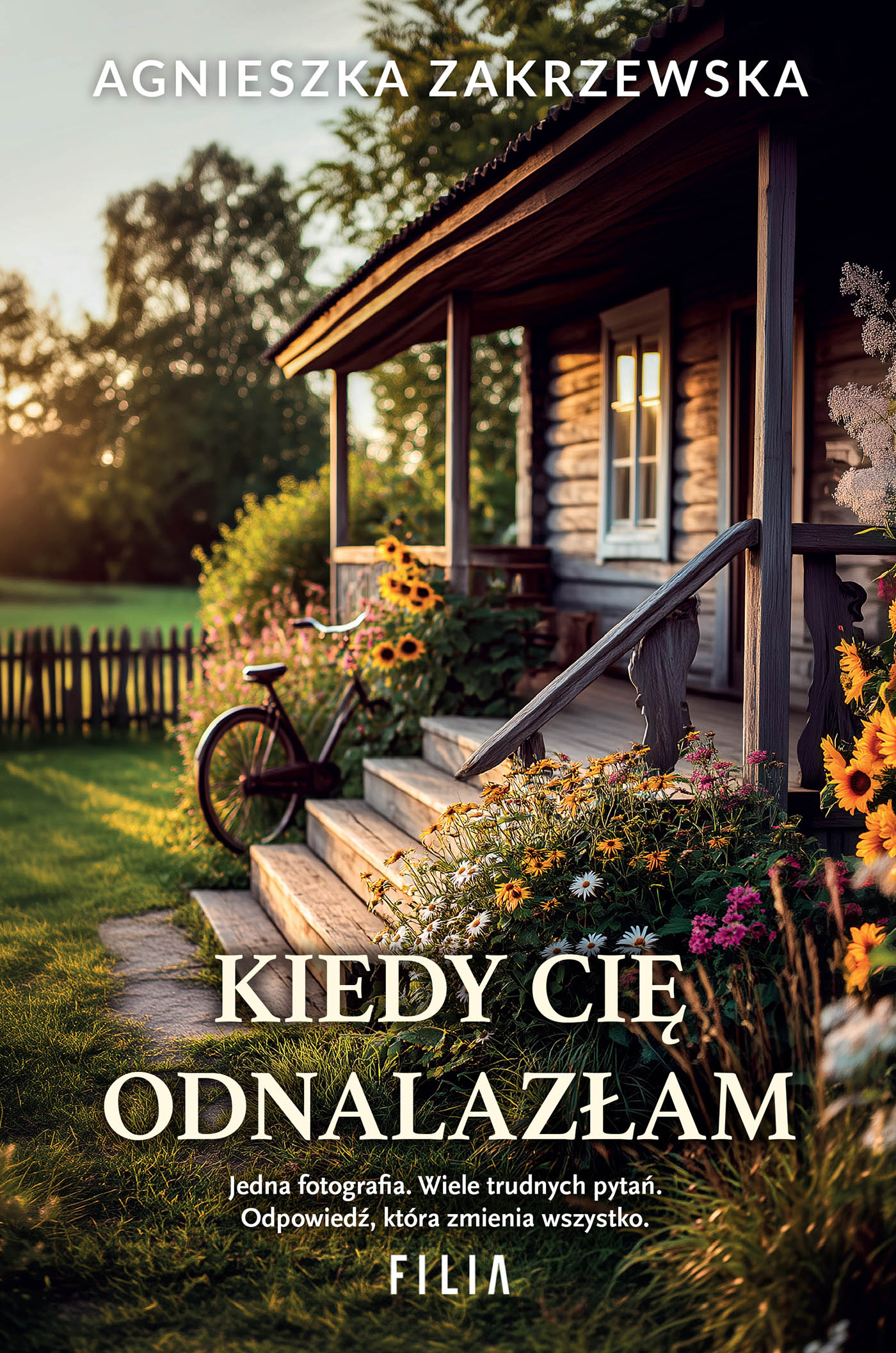 Tytuł: Kiedy cię odnalazłam
Autor: Agnieszka Zakrzewska
Wydawnictwo: FILIA
Formaty: EPUB, MOBI